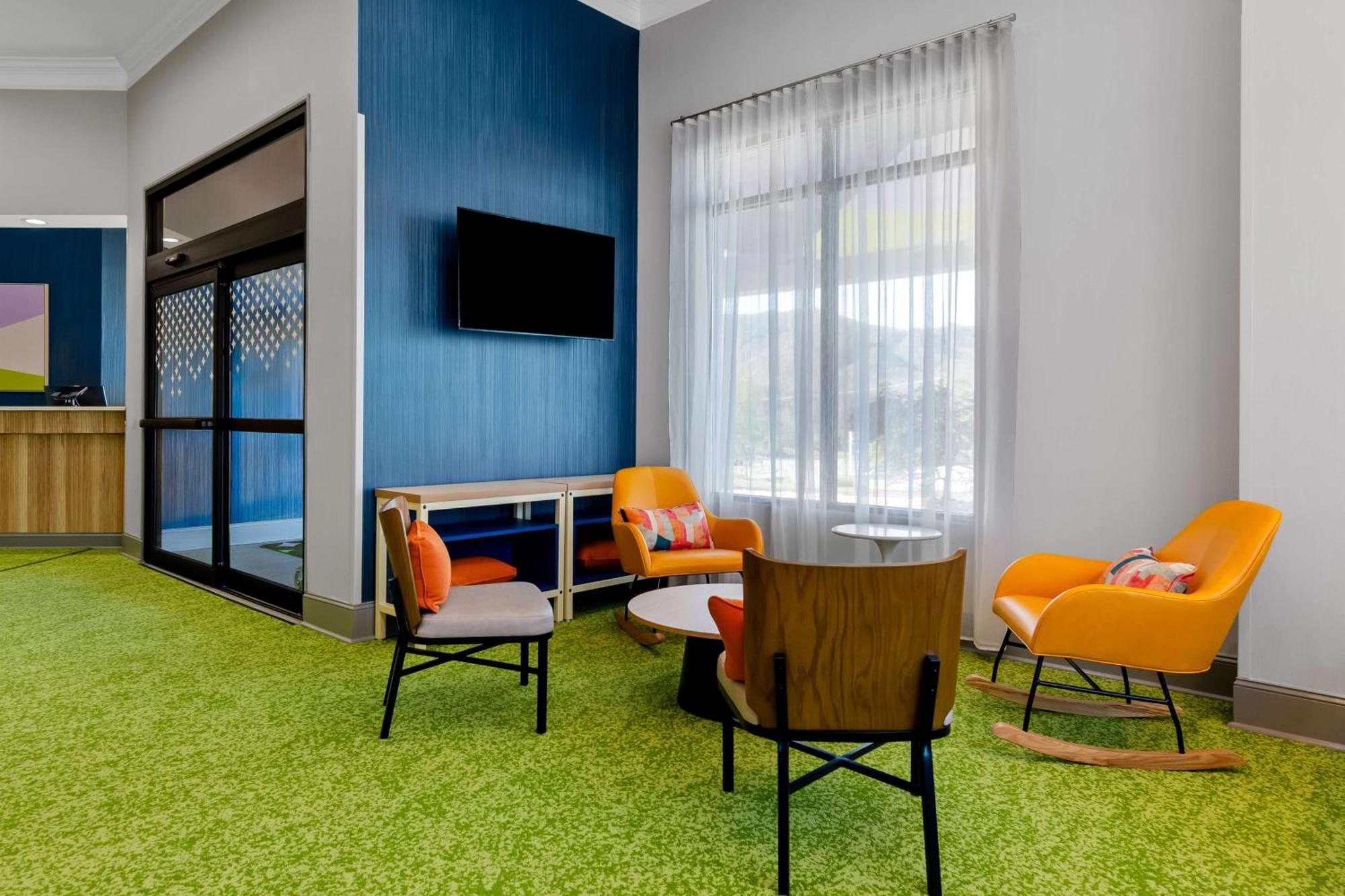 ซูเปอร์ 8 บาย วินด์แฮม เดลวิลล์/โรอาโนก Hotel Daleville ภายนอก รูปภาพ